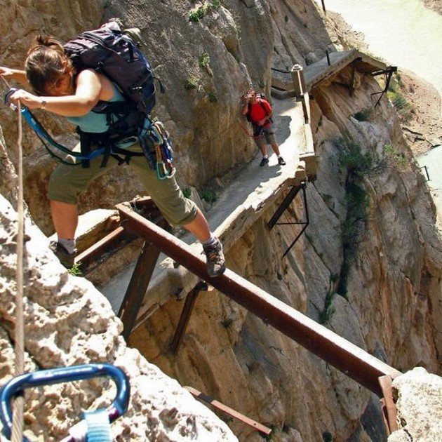 10-Most-Challenging-Treks-in-the-World-2.jpg