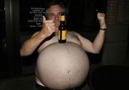 fat-drinks-beer-belly_420x294.jpg