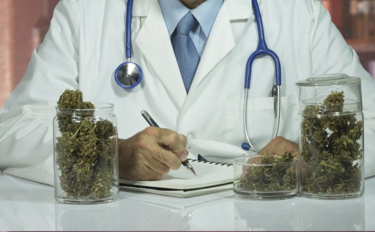 marijuana-doctor-privacy-insurance-800x496.jpg