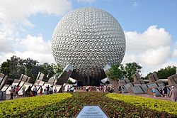 250px-1_epcot_spaceship_earth_2010a.JPG