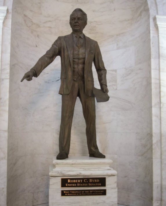 robert byrd kkk statue.JPG