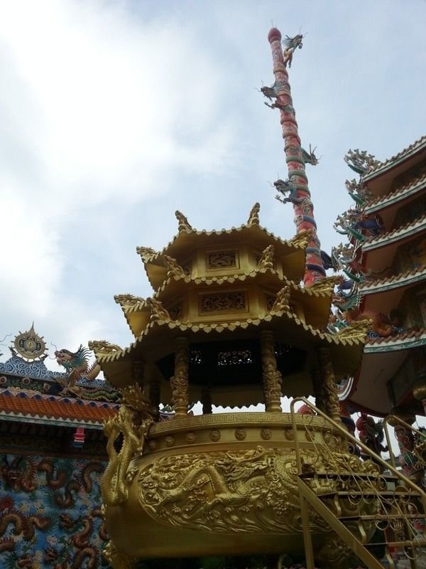 Chinese Shrine34.jpg