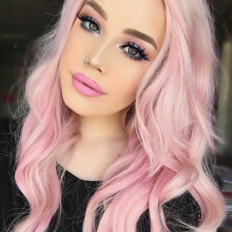 pinkhair08.jpg