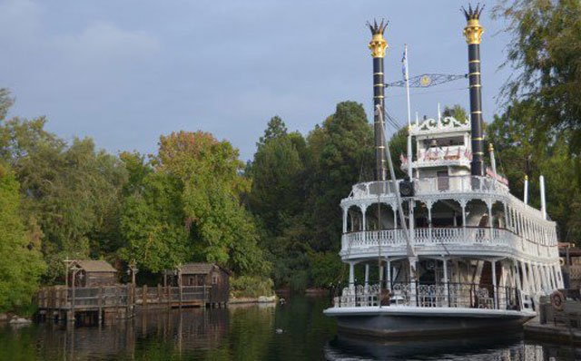 Tom-Sawyer’s-Island.jpg