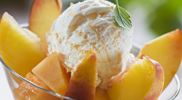 peach ice cream.jpg