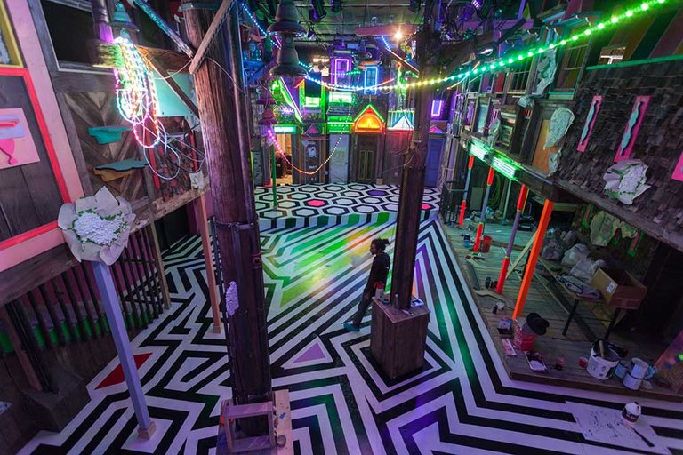 ZigZag-Meow-Wolf.jpg