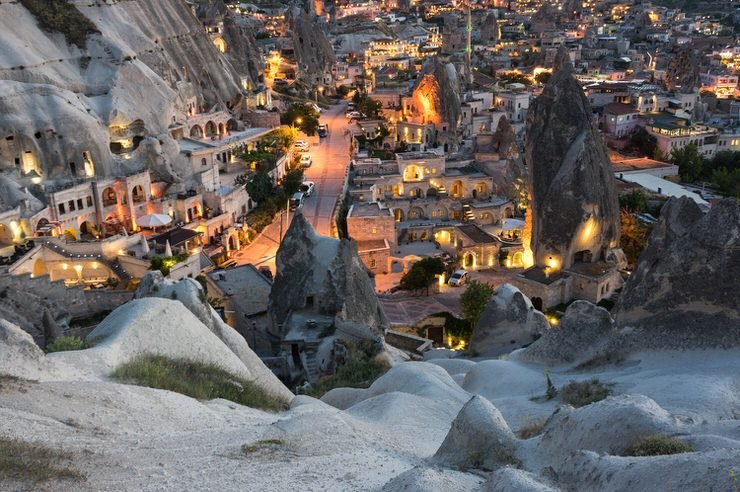 Goreme-town-in-Cappadocia-Turkey-740x492.jpg