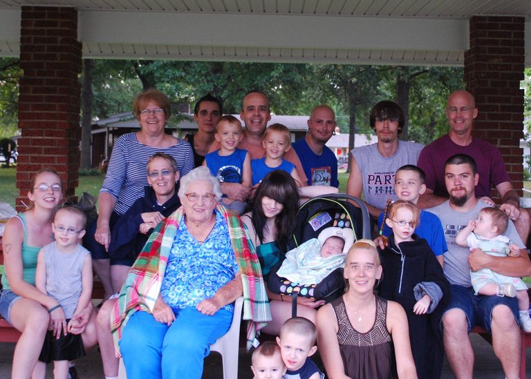 family_2012.JPG