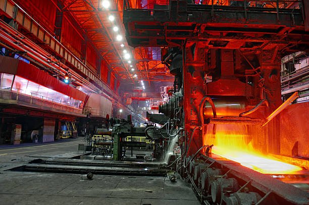 molten-steel-in-factory-picture-id599655083.jpg