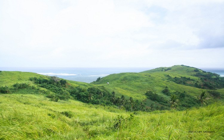 Rolling-Hills-of-Calaguas.jpg