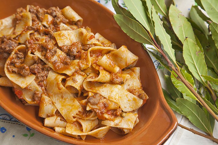 Pappardelle_ternane_al_cinghiale.jpg