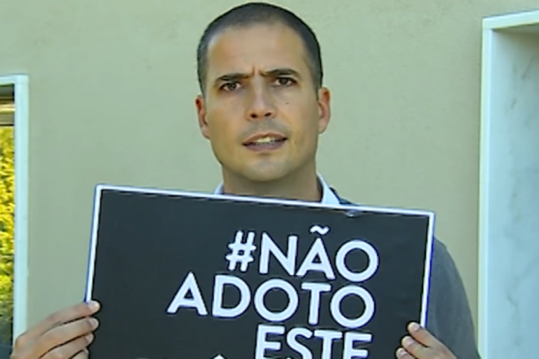 naoadoptosilencio.jpg