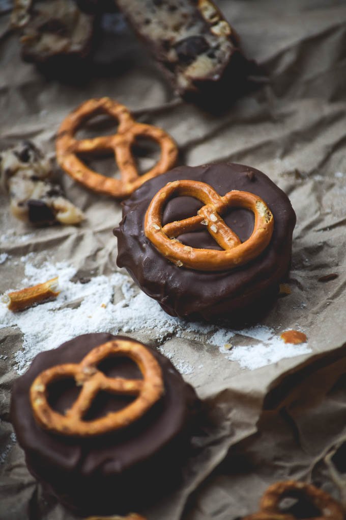 Chocolate Covered Caramel Cookie Dough Pretzel Cups (9).jpg