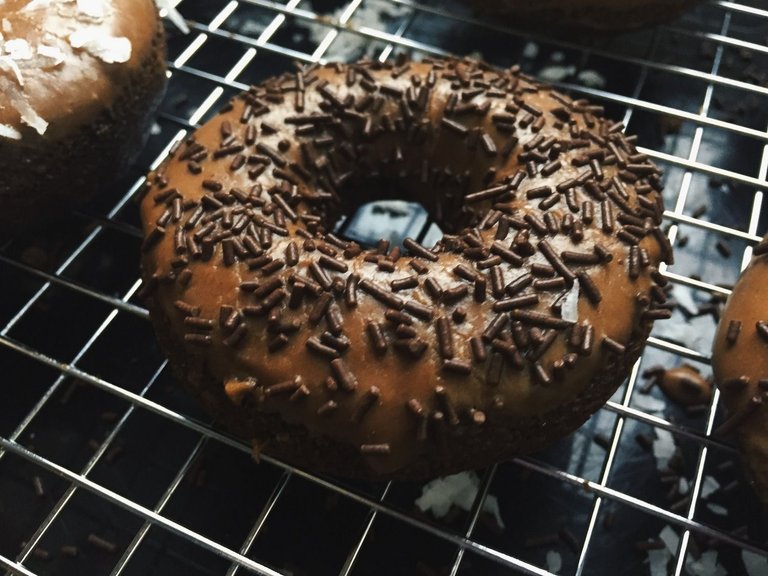 Chocolate+Rumchata+Glazed+Donuts.jpg
