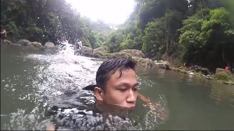 berenang.JPG