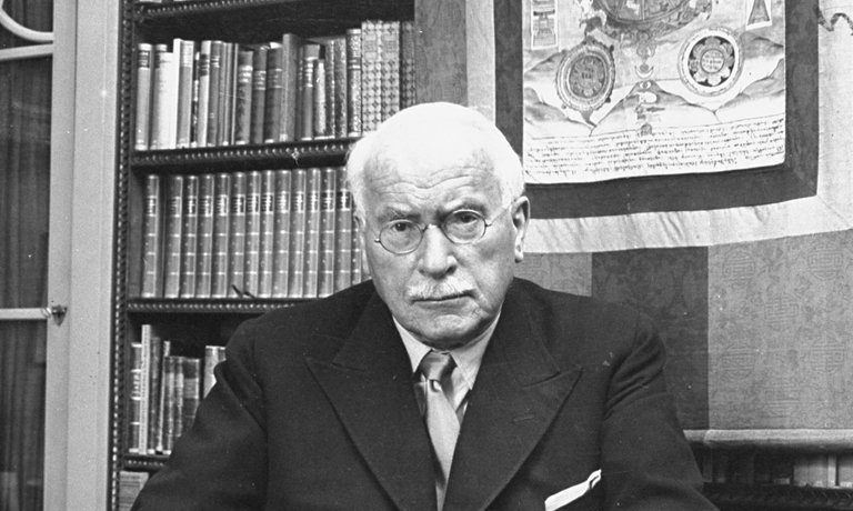 Carl-G.-Jung-012.jpg