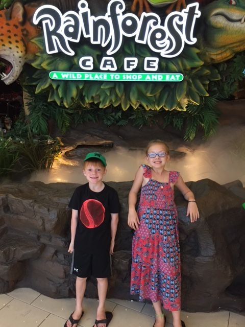 Kids Rainforest Cafe.JPG