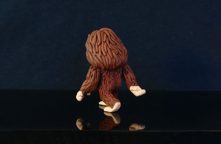 Clay_Bigfoot_02.jpg