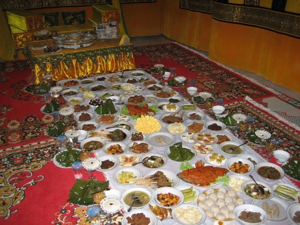 Food-at-the-wedding-ceremoney-in-Banda-Aceh.jpg