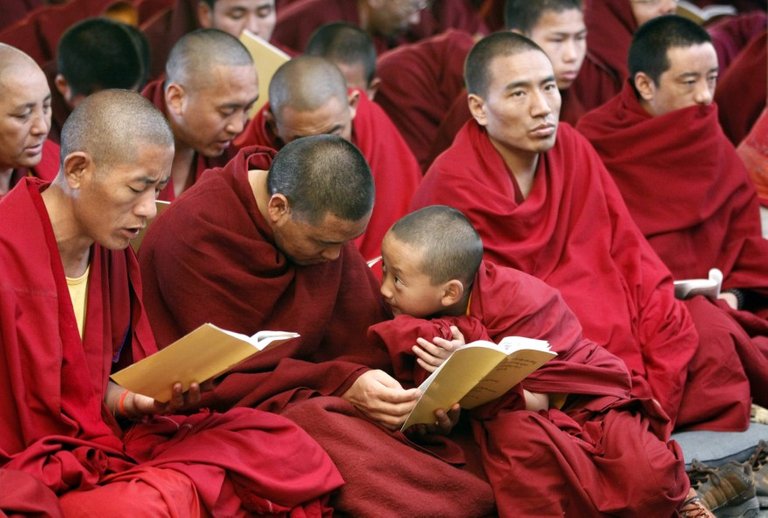 reuters_india_tibet_monks_07Mar12-878x592.jpg