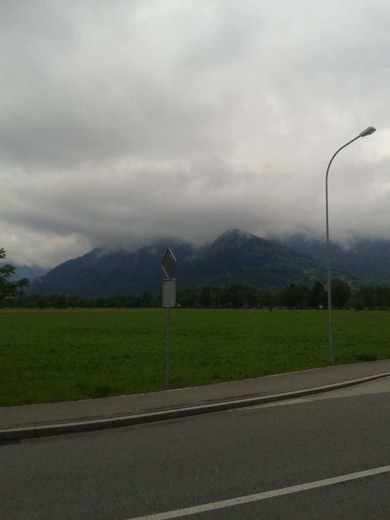 foggy mountains.jpg