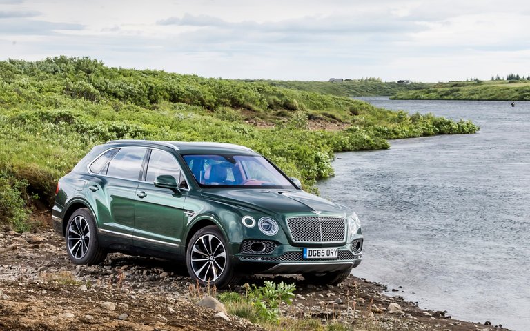 83951_2018_bentley_Bentayga.jpg