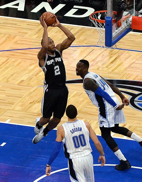 468px-Kawhi_Leonard_Dunk_cropped.jpg