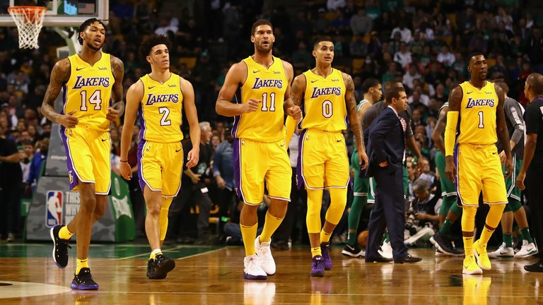 ingram-ball-lopez-kuzma-caldwell-pope-lakers-ftr-121517jpg_wqotvnmcd90z1f53p76nvvyiq.jpg