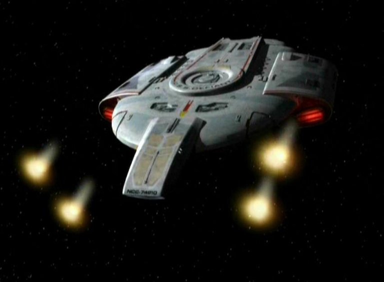 USS_Defiant_firing_phaser_cannons.jpg