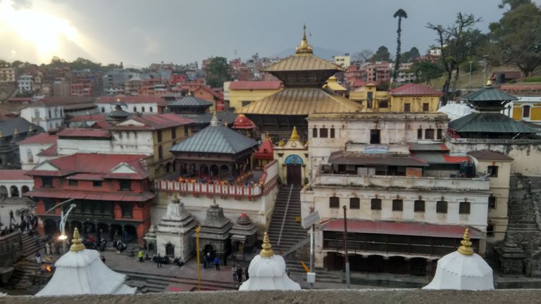 pashupatinathTemple.jpg