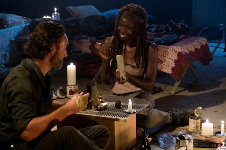 rick-y-michonne-the-walking-dead-7x12.jpg