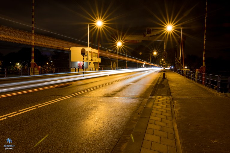 amsterdam_bridge_longexposure.jpg