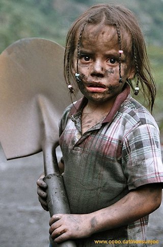 c154139edc529d19df1aab4df5e29d61--labor-photos-children-working.jpg