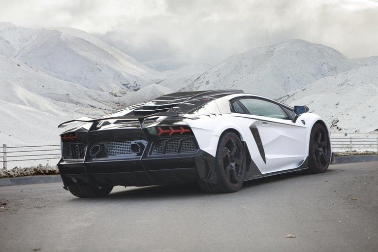 MANSORY_CARBONADO_GT_ext_02.jpg