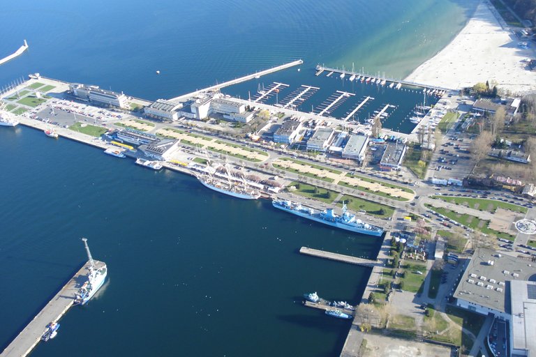 Gdynia_z_lotu_ptaka_-_058.jpg