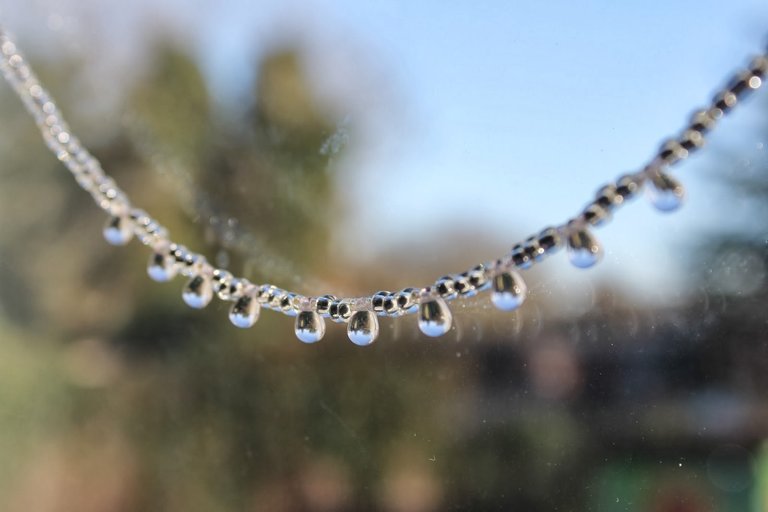 Raindrop necklace.jpg