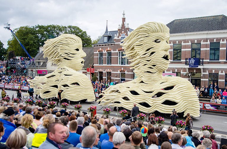 flower-sculpture-parade-corso-zundert-2016-netherlands-60.jpg