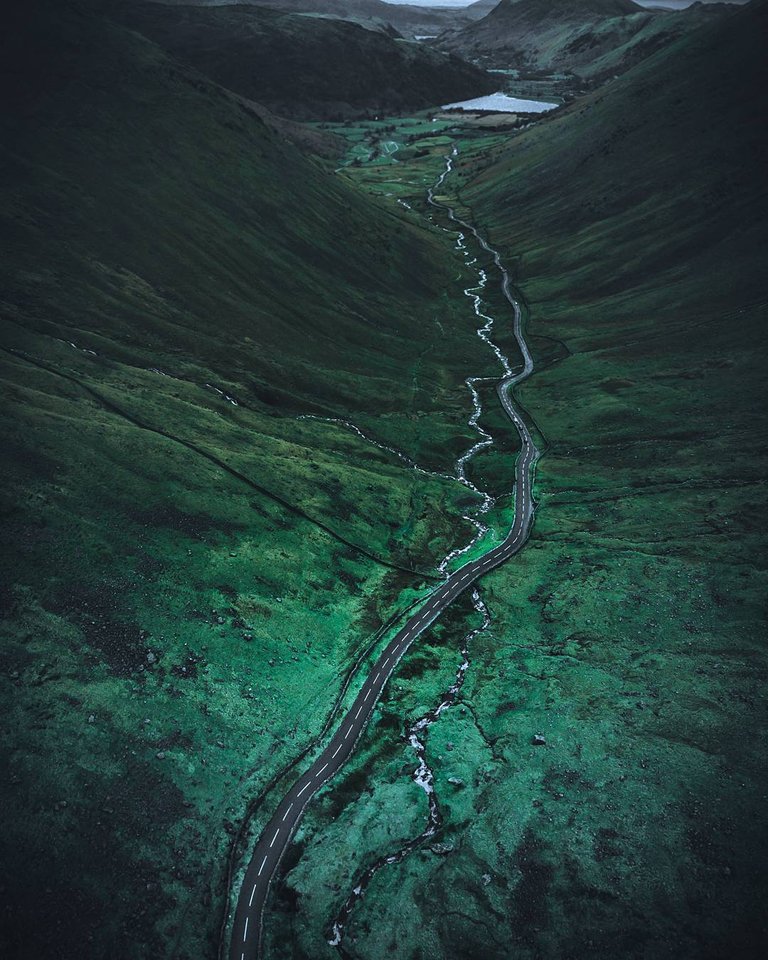 Stunning-Drone-Photography-by-Rikki-Chan.jpg