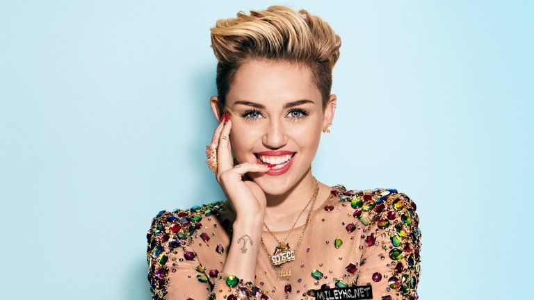 miley_cyrus_83-3840x2160.jpg