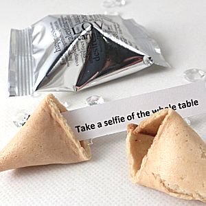 icebreaker-wedding-fortune-cookies-300-260516-1.jpg