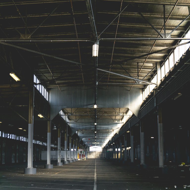 01_SanFran_Hanger.jpg