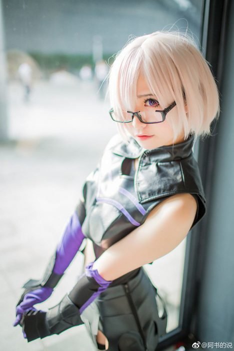 Lovely-Megane-Shielder-Cosplay-1-468x702.jpg