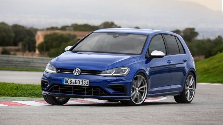 volkswagen-golf-r-2017-exterior.330803.jpg