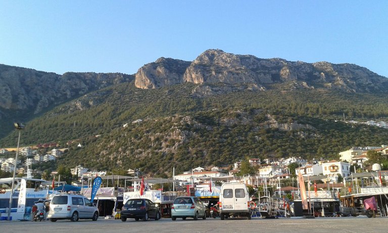 kaş lian.jpg