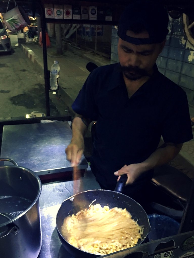 Pad Thai Mustache Style Chiang Mai 14A.jpg