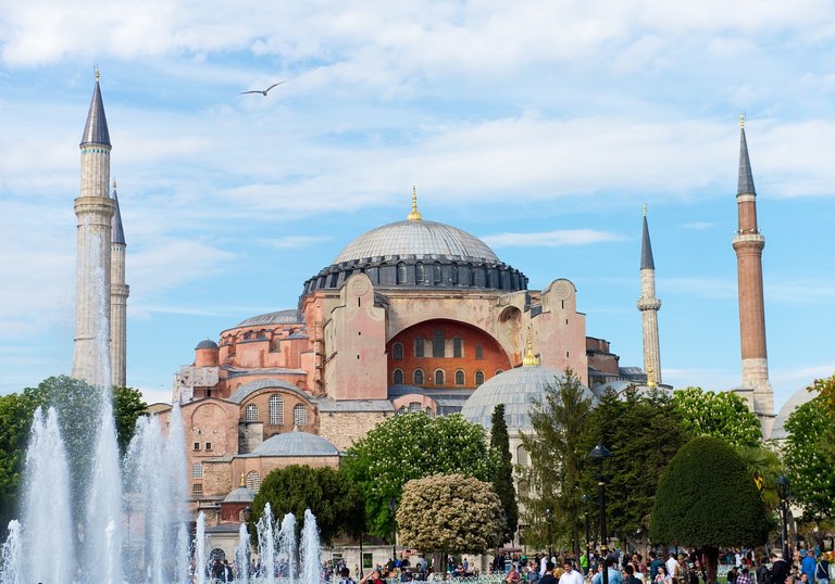 hagia-sophia-1456918_1280.jpg