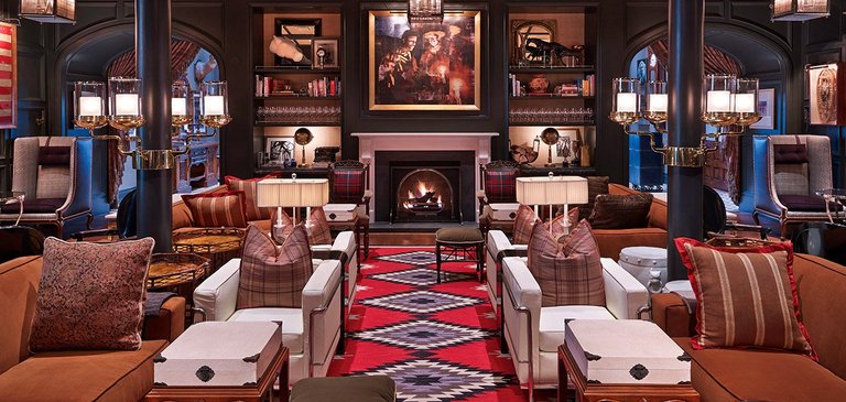 hoteljerome-aubergeresort-aspen-livingroom.jpg