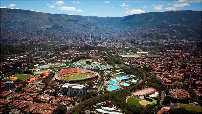 medellin-colombia-mgeq_.jpeg