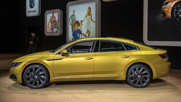 05-2019-vw-arteon-chicago-1.jpg