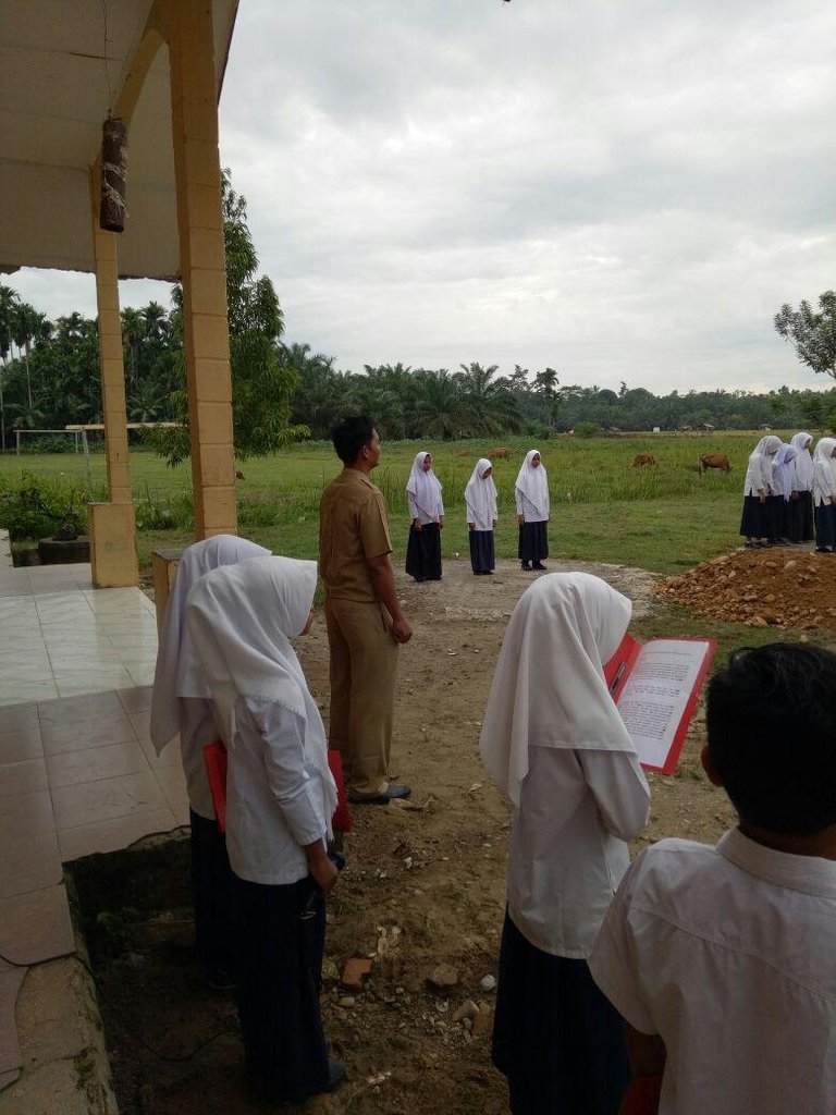 upacara bendera pembina surya.jpg